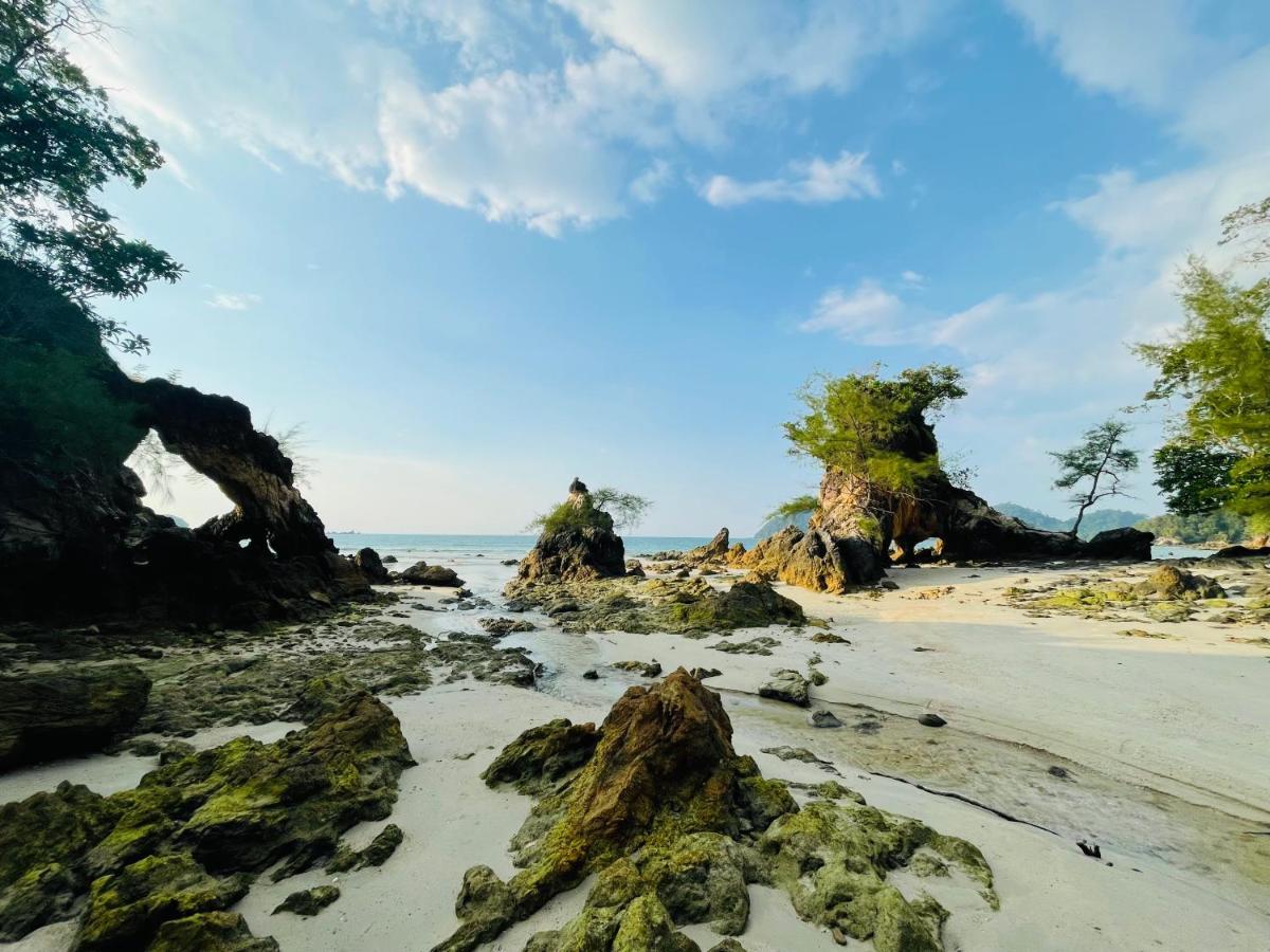 Marina Resort Koh Phayam Ranong Luaran gambar
