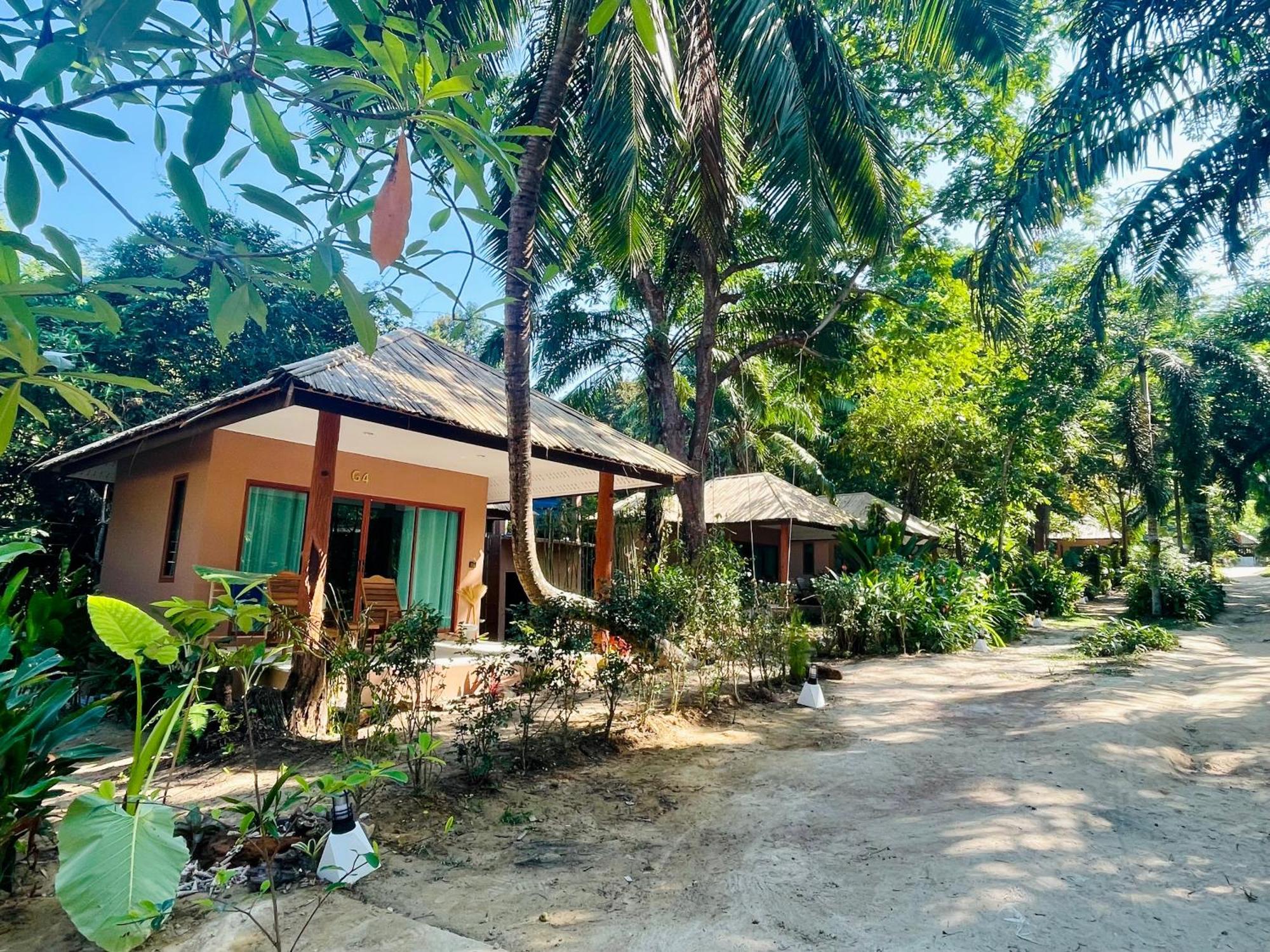 Marina Resort Koh Phayam Ranong Luaran gambar