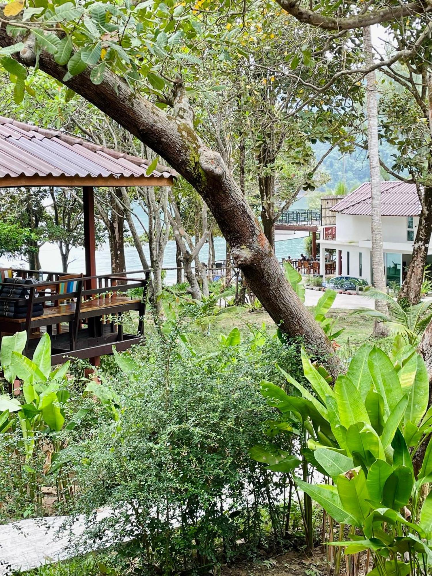 Marina Resort Koh Phayam Ranong Luaran gambar